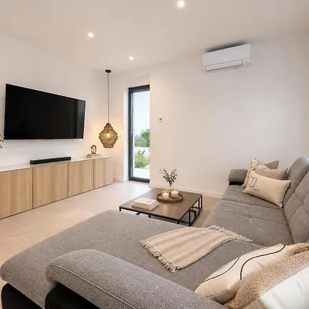 Cassa Stina Zadar Villa